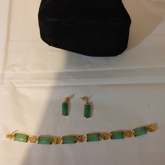 Jade Jewelry - Jade and 14kt gold jewelry